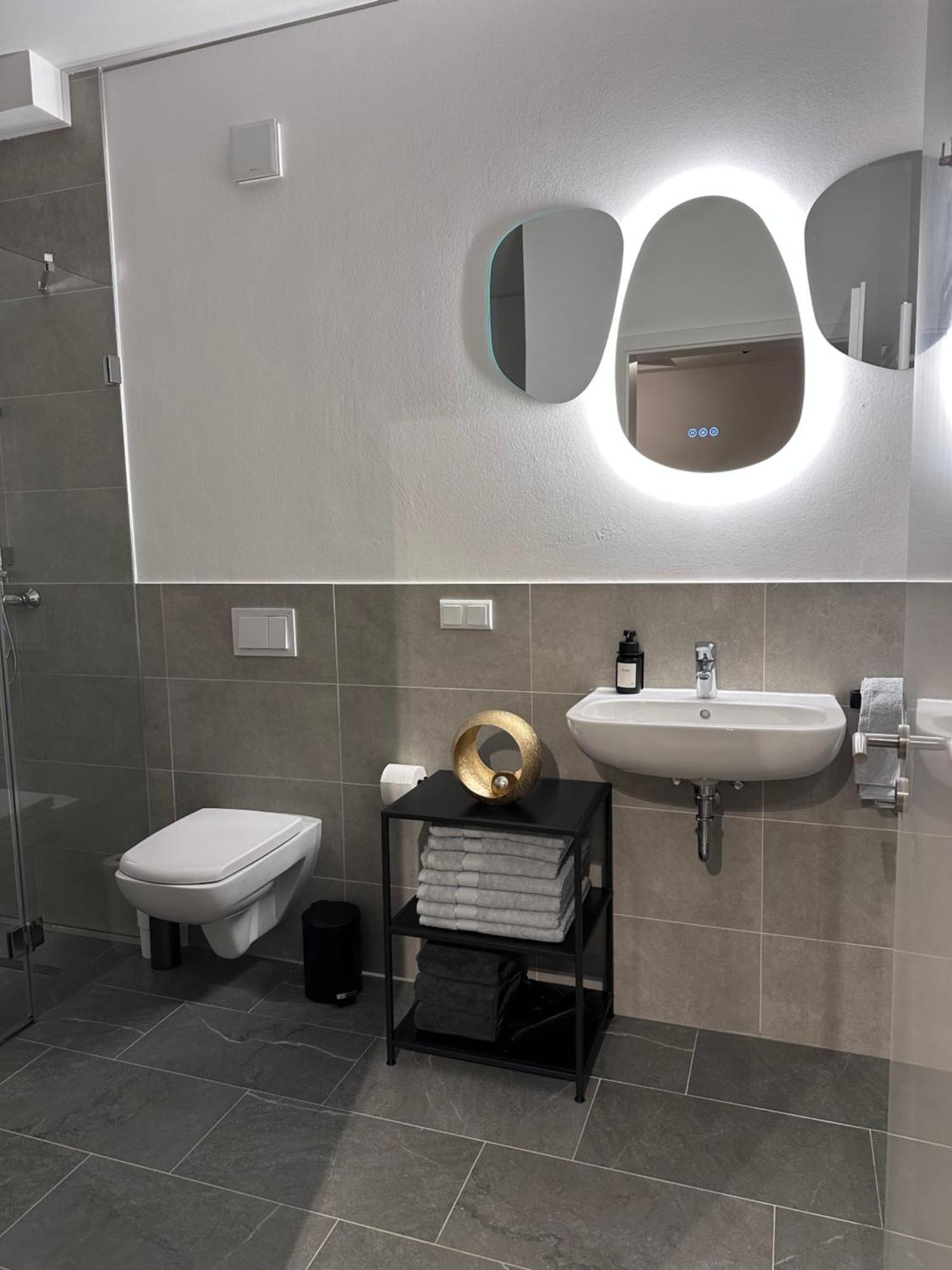 Safan Suites I Elbnah I Balkon I Uniklinik I Parkplatz Magdeburg Ngoại thất bức ảnh